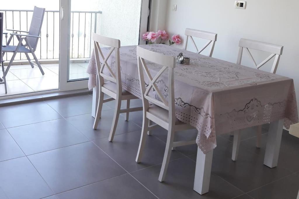 2Br Apartment With Pool Kotor Exterior photo
