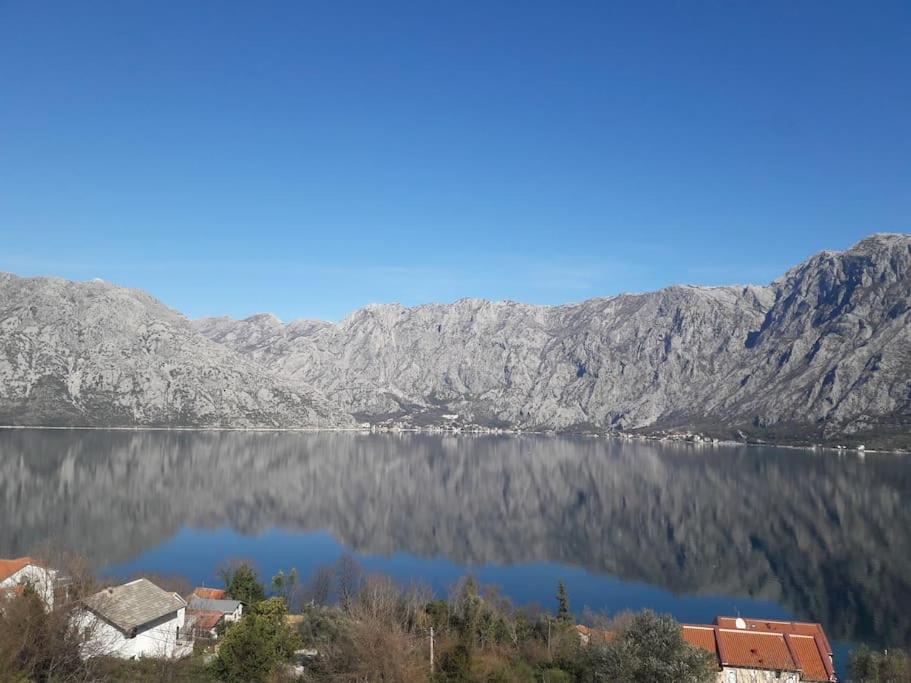 2Br Apartment With Pool Kotor Exterior photo